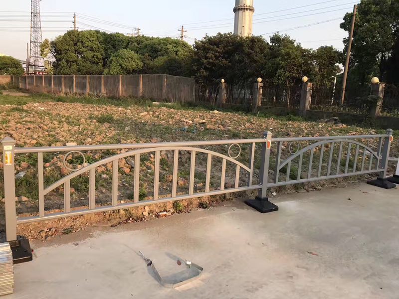 道路護欄